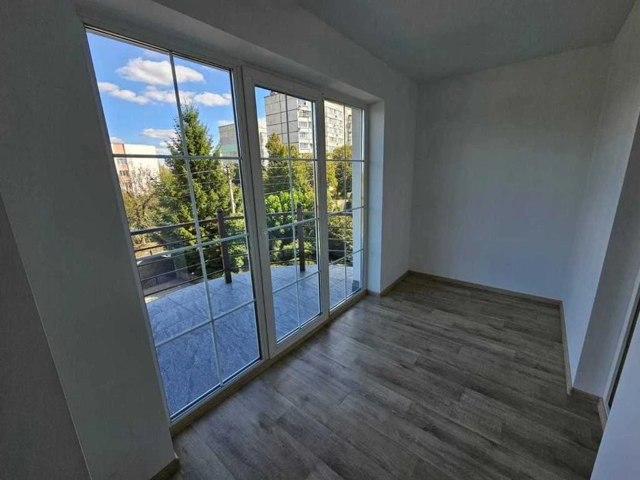 Продаж будинку 276 м2 13 соток 2010 рік побудови + гараж №86
