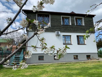 Продається будинок в центральній частині міста, р-н Стадіона