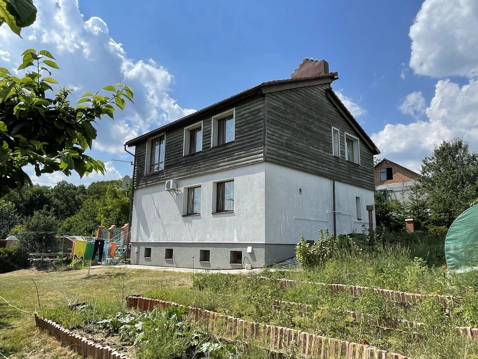 Продається будинок в центральній частині міста, р-н Стадіона