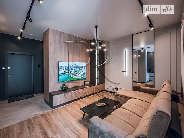 Продаж 1к квартири 53 кв. м на просп. Берестейський 11 корпу