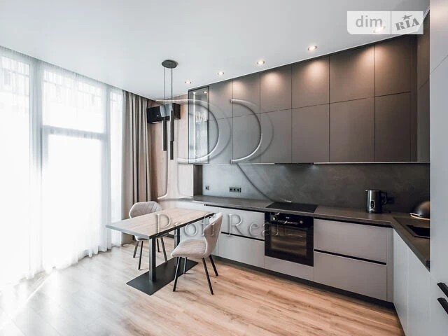 Продаж 1к квартири 53 кв. м на просп. Берестейський 11 корпу