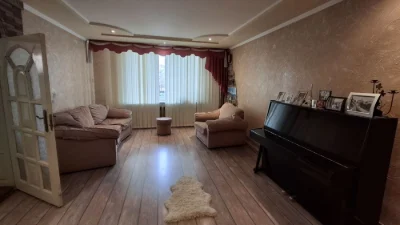 Продам будинок для великої сім'ї , можна по сертифікату