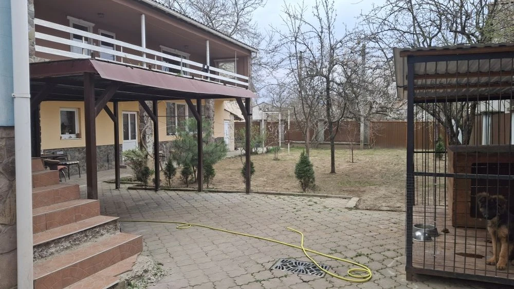 Продам будинок для великої сім'ї , можна по сертифікату