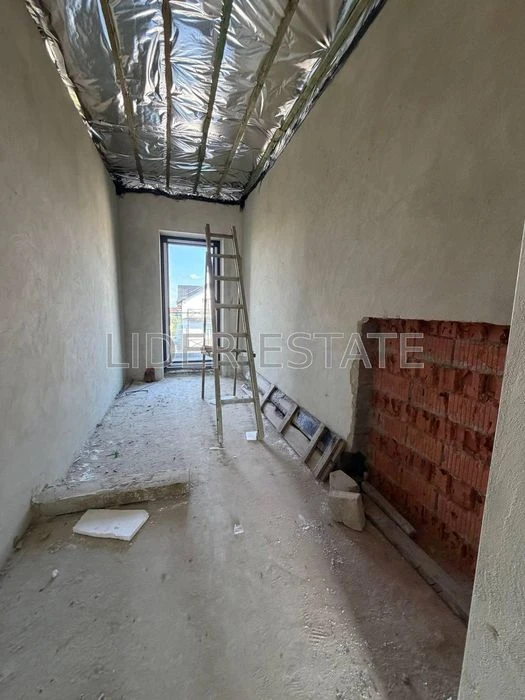 Продаж сучасних таунхаусів площею 173м2 та 178м2 | вул. Міжг