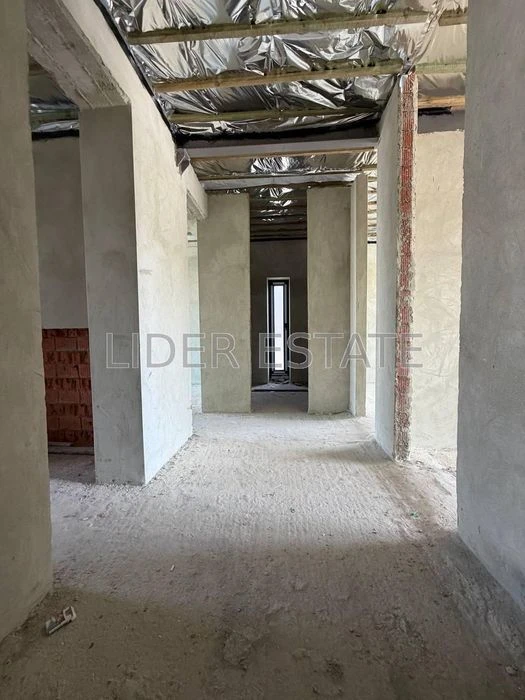Продаж сучасних таунхаусів площею 173м2 та 178м2 | вул. Міжг