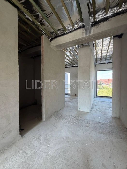 Продаж сучасних таунхаусів площею 173м2 та 178м2 | вул. Міжг