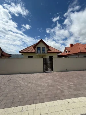 Продаж просторого будинку 5 кімнат