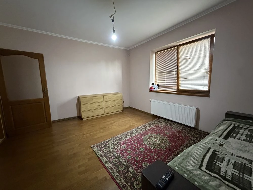 Продаж американки 4 кімнати,газ,гараж