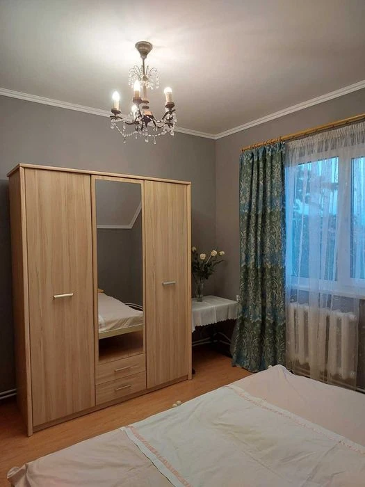 4 ОДНОКІМНАТНІ КВАРТИРИ в одному будинку