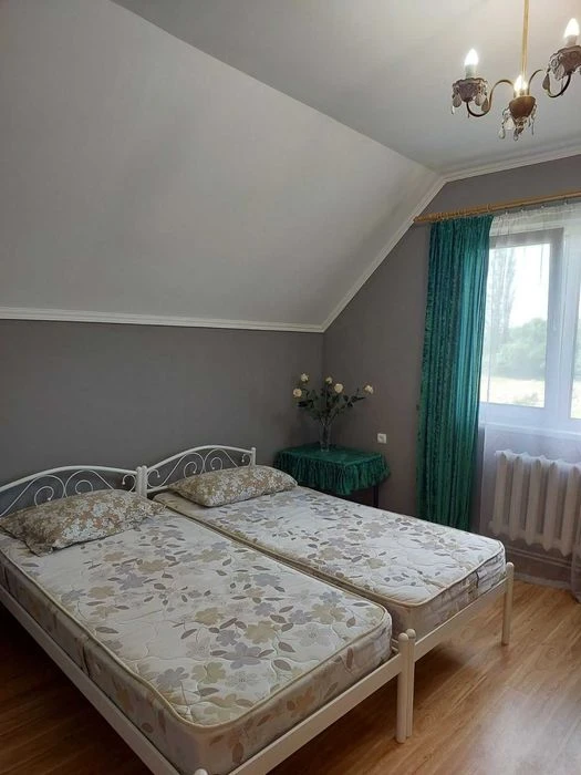 4 ОДНОКІМНАТНІ КВАРТИРИ в одному будинку