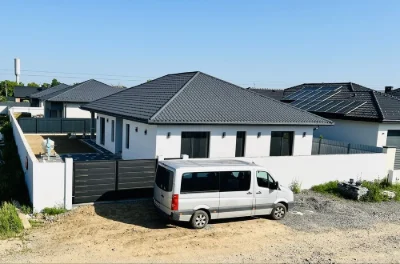 Продаж американки в Сторожниці (Чарда)