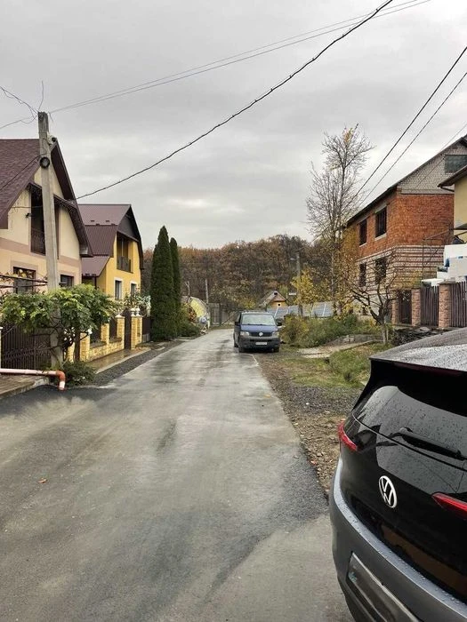 Приватний будинок в Ужгороді — простір, тиша, комфорт та авт