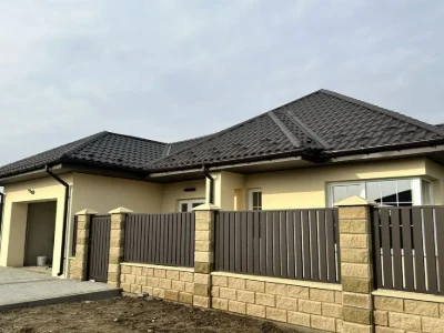 Продаж чорнового 3 кмн. будинку м.Ужгород п-н Садовий