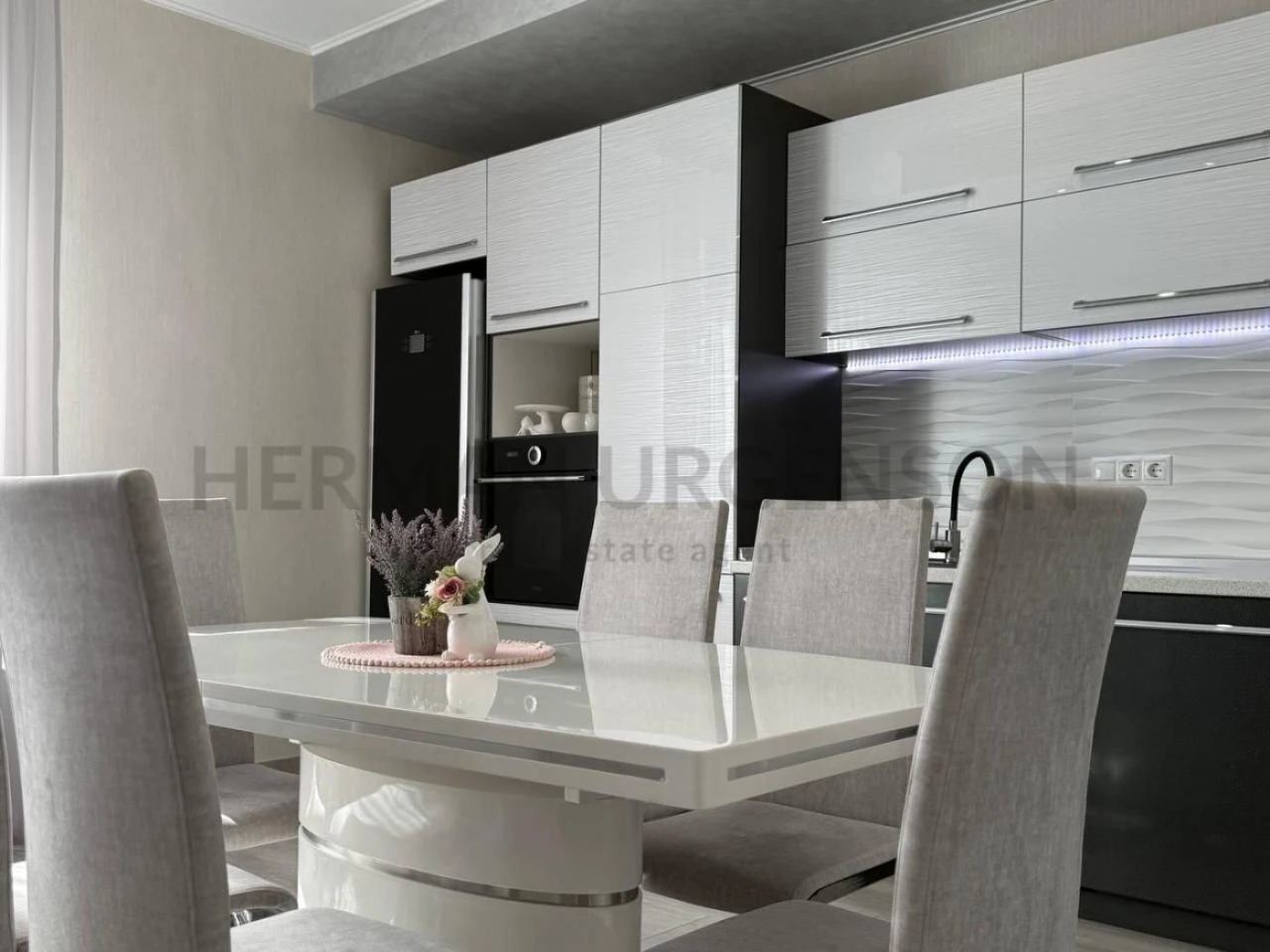 Продаж будинку 170 м.кв / 5 соток / Ужгород, Шахта