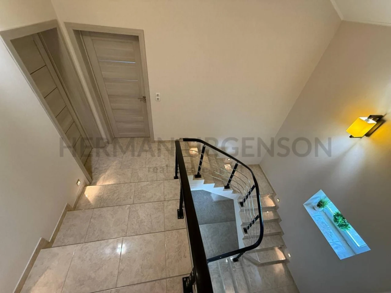 Продаж будинку 170 м.кв / 5 соток / Ужгород, Шахта