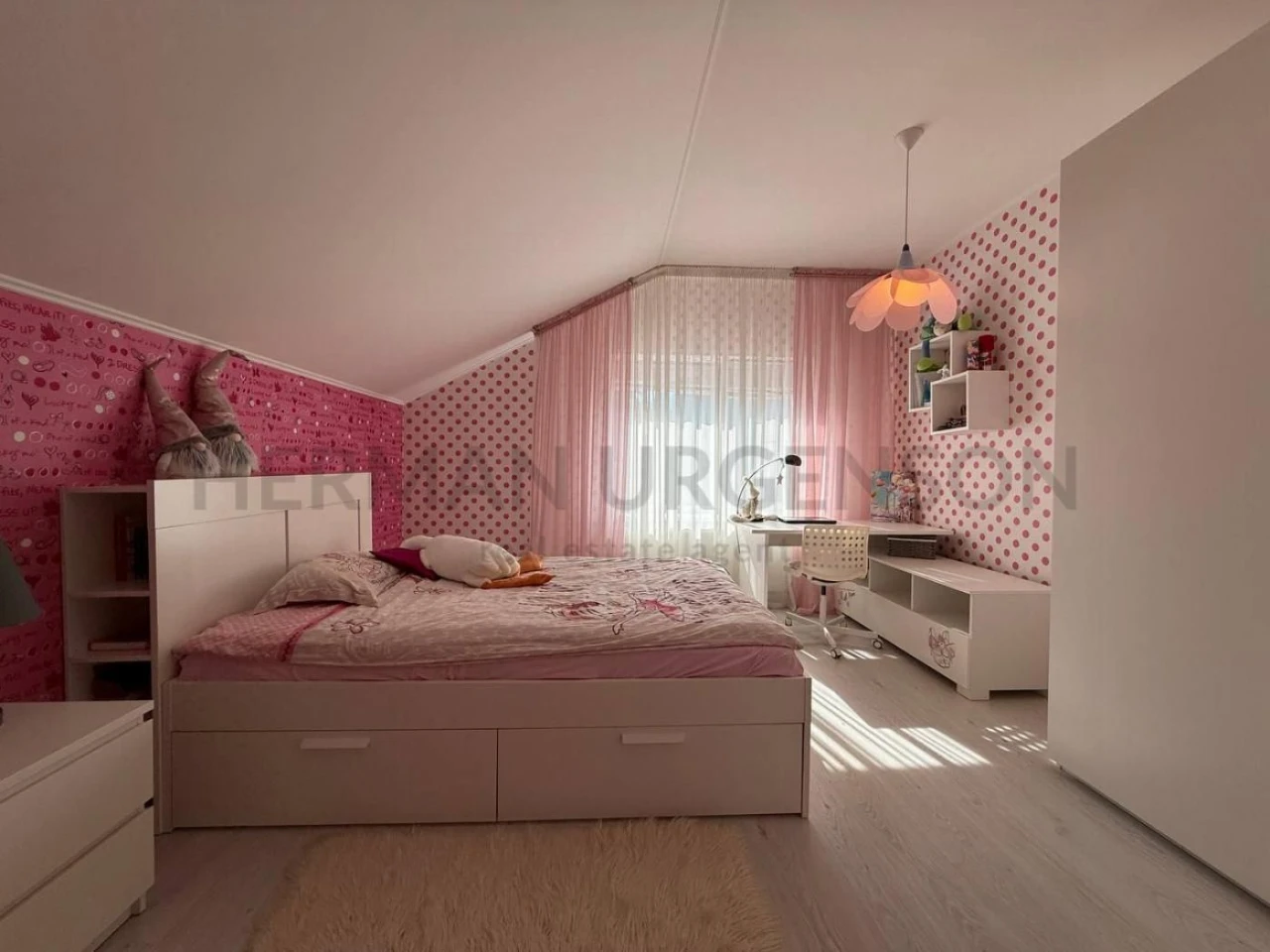 Продаж будинку 170 м.кв / 5 соток / Ужгород, Шахта
