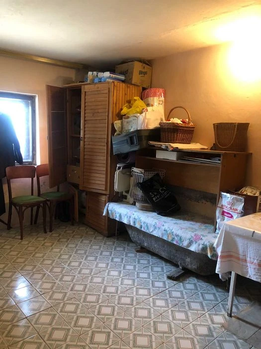 Будинок на Червениці з двома ділянками