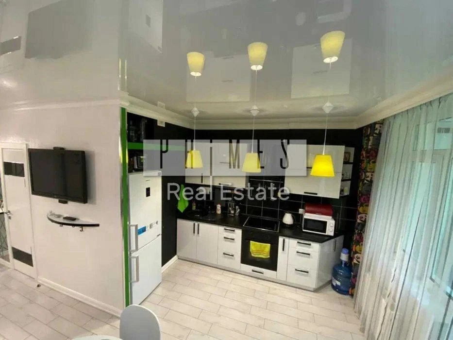 1-room apartment for sale with furniture and appliances, Brooklyn residential complex, Ya st.