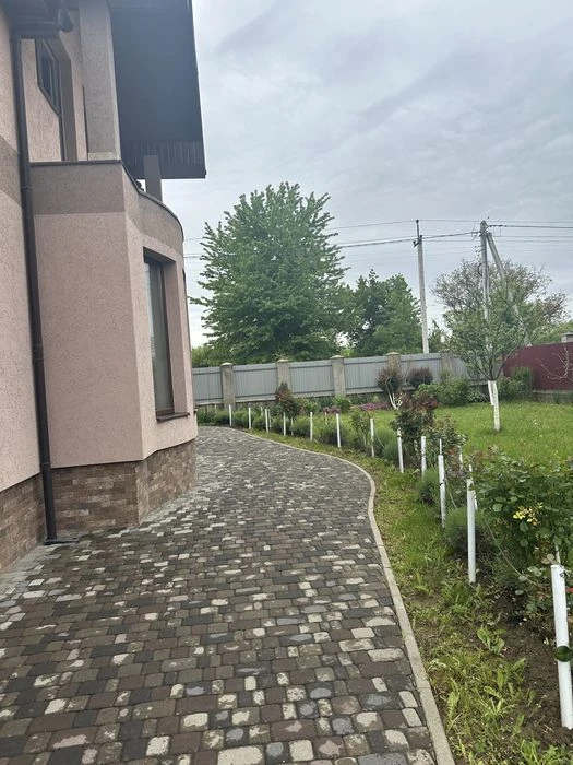 Продаж 4-ох кімнатного будинку м.Ужгород вул.Загорська район