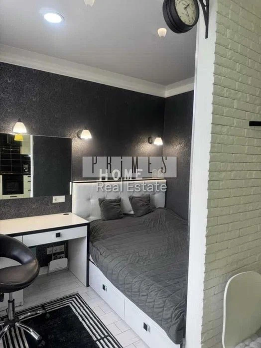 1-room apartment for sale with furniture and appliances, Brooklyn residential complex, Ya st.