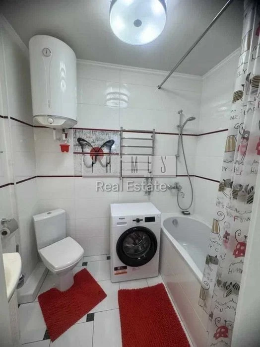 1-room apartment for sale with furniture and appliances, Brooklyn residential complex, Ya st.