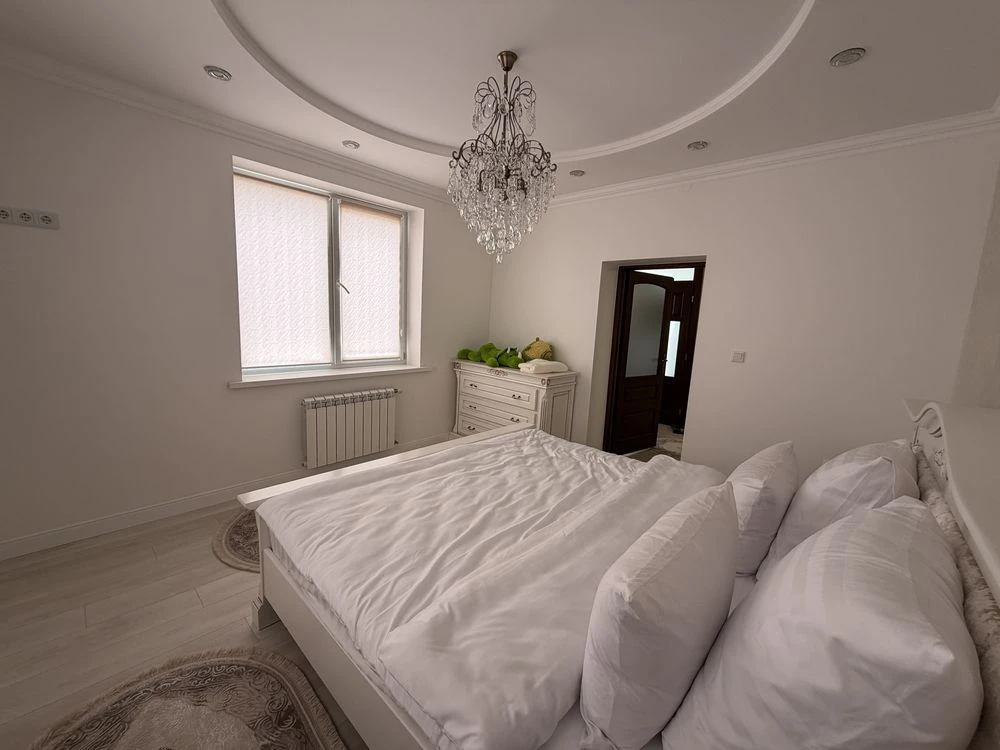 Продаж будинку ,з шикартним ремонтом /1000$ кв