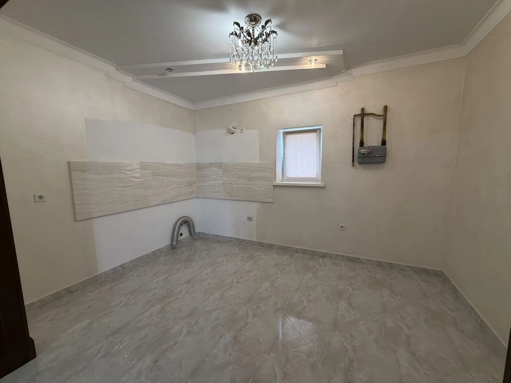 Продаж будинку ,з шикартним ремонтом /1000$ кв