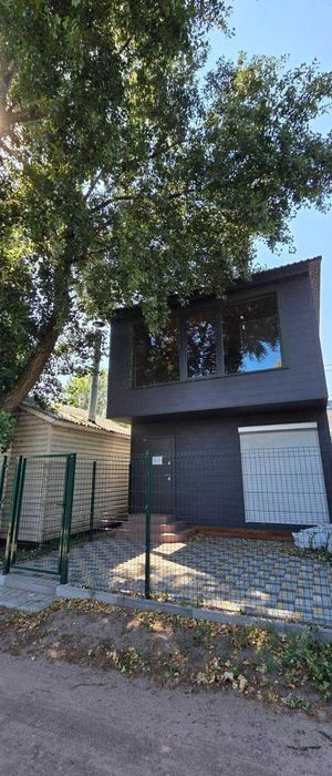 Продам будинок дачу на 5 причалі біля сахарного заводу.
