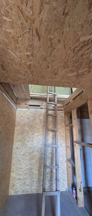 Продам будинок дачу на 5 причалі біля сахарного заводу.
