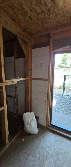 Продам будинок дачу на 5 причалі біля сахарного заводу.