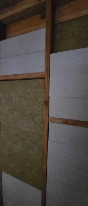 Продам будинок дачу на 5 причалі біля сахарного заводу.