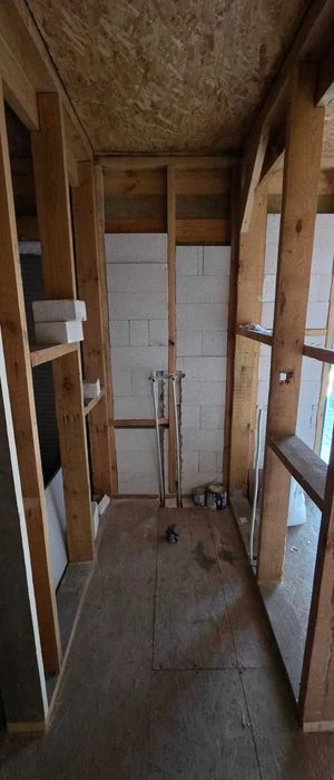 Продам будинок дачу на 5 причалі біля сахарного заводу.
