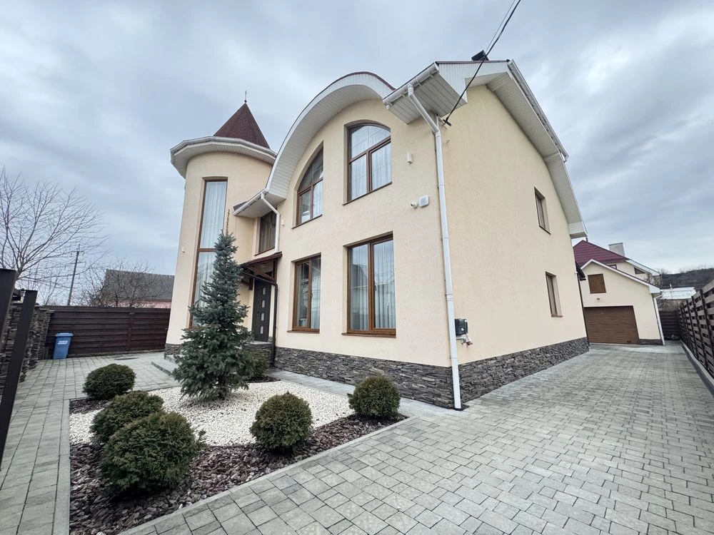 Продам Будинок/ Будинок на продаж/200м2/4-Кімнати/ 5 сотих /
