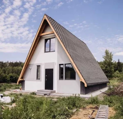 Будівництво A-frame будинку з фундаментом під ключ на вашій