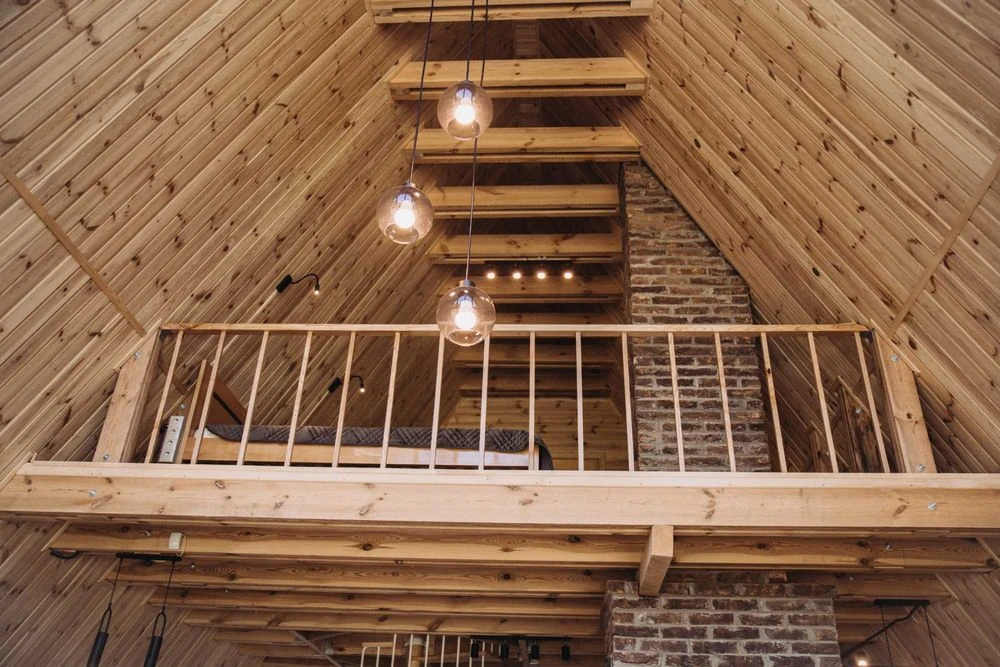 Будівництво A-frame будинку з фундаментом під ключ на вашій