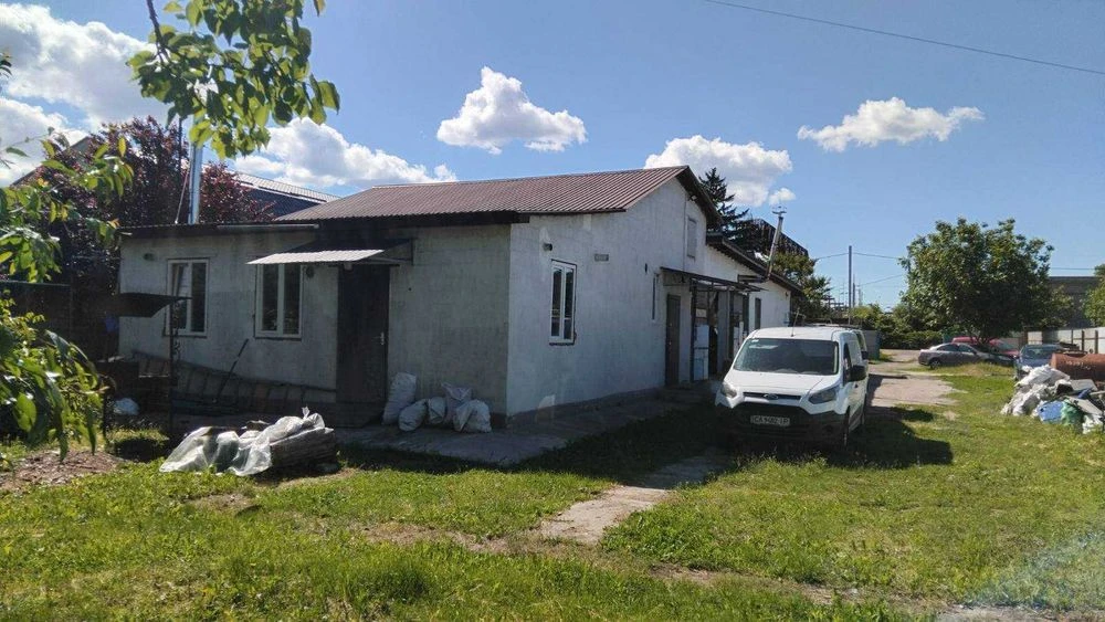 Будинок на 10 сотках з діючим бізнесом, р-н Юрія-Фарм (п3)