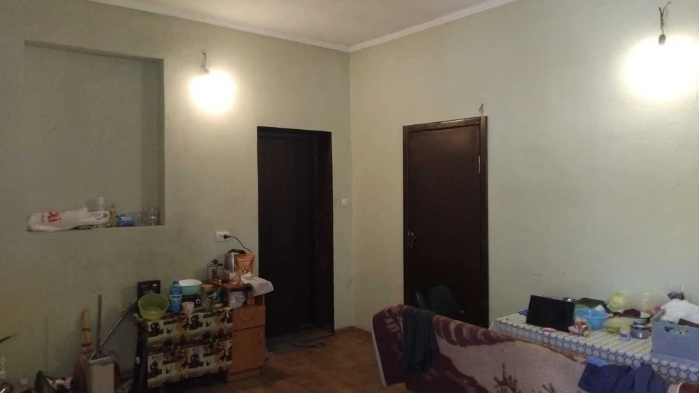 Будинок на 10 сотках з діючим бізнесом, р-н Юрія-Фарм (п3)