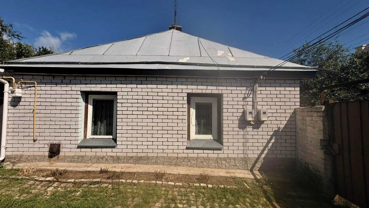 Продаж частини будинку в тихому центрі, район ТЦ Любава