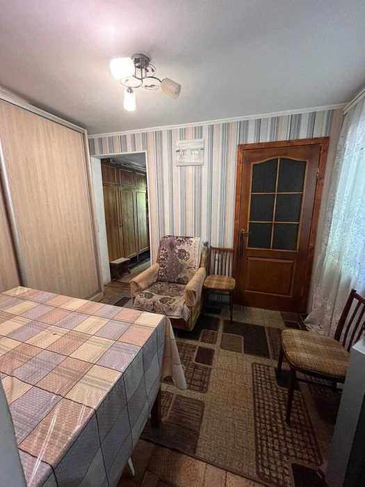 Продаж 1/2  будинка з гаражем в районі ТРЦДепо, ділянка прив