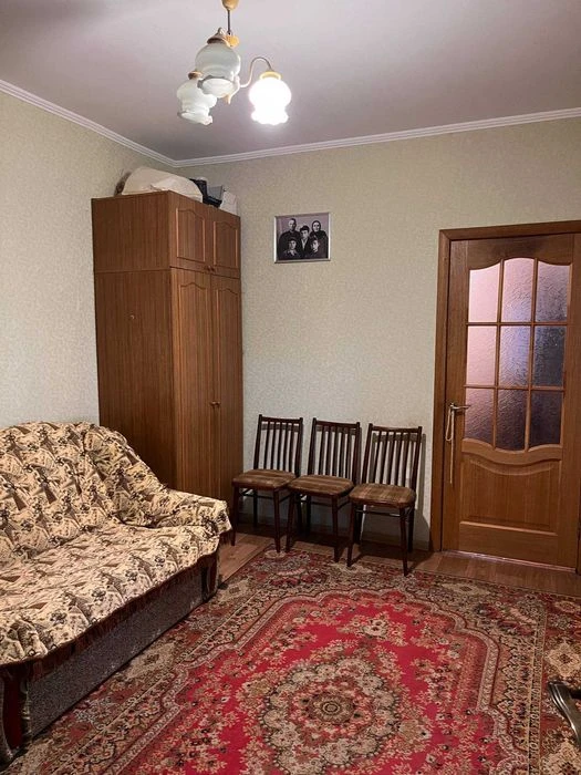 Продаж 1/2  будинка з гаражем в районі ТРЦДепо, ділянка прив