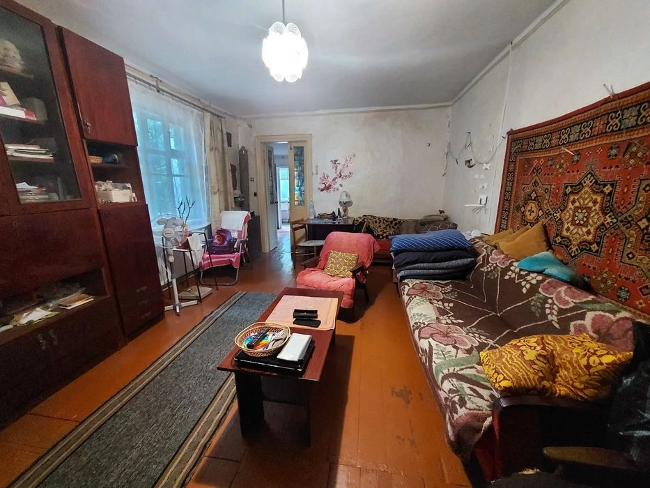 Продаж будинку біля 21 школи