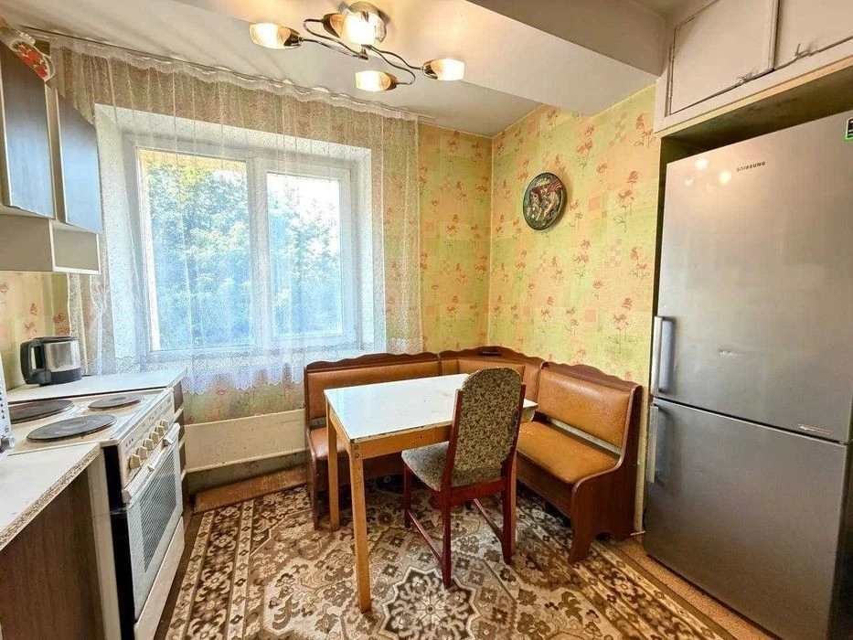 Two-room apartment for sale 55 m., Lesya Kurbasa Ave., 3-A