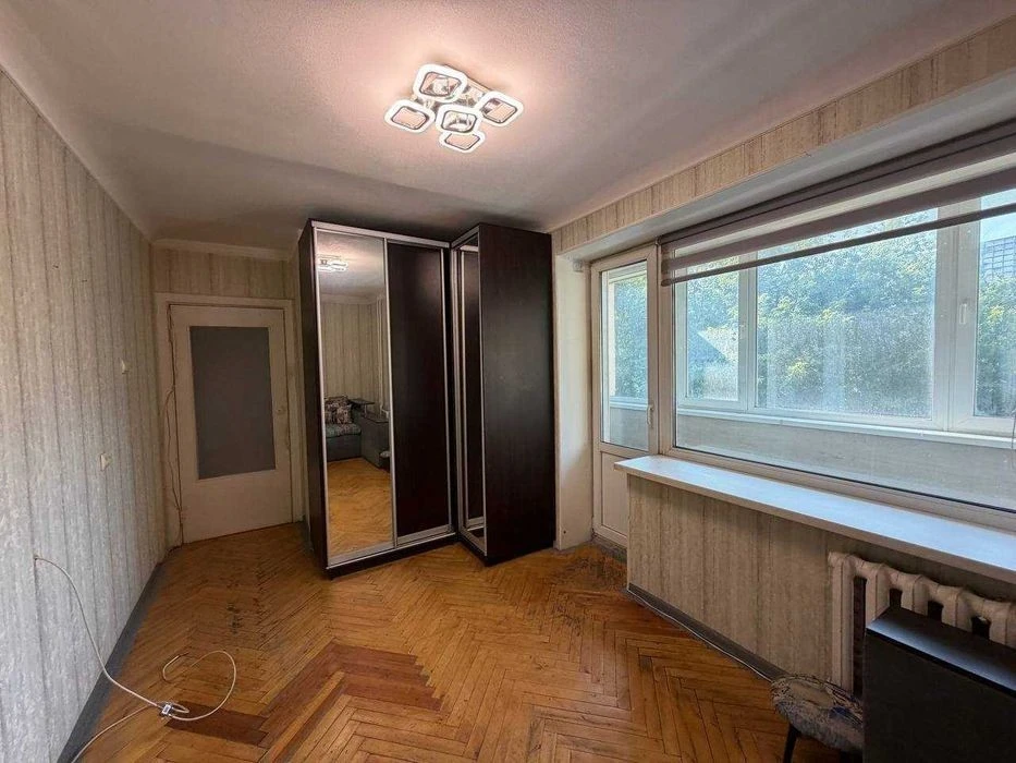 Two-room apartment for sale 55 m., Lesya Kurbasa Ave., 3-A