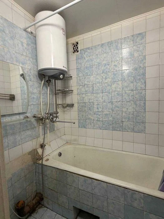 Two-room apartment for sale 55 m., Lesya Kurbasa Ave., 3-A