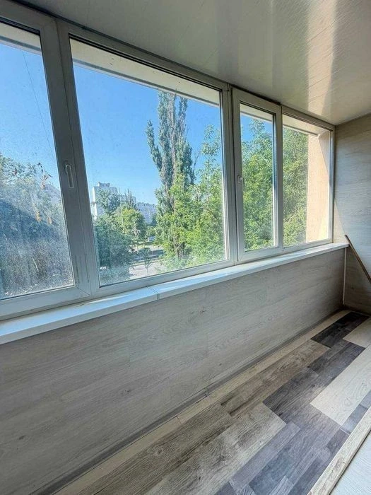 Two-room apartment for sale 55 m., Lesya Kurbasa Ave., 3-A