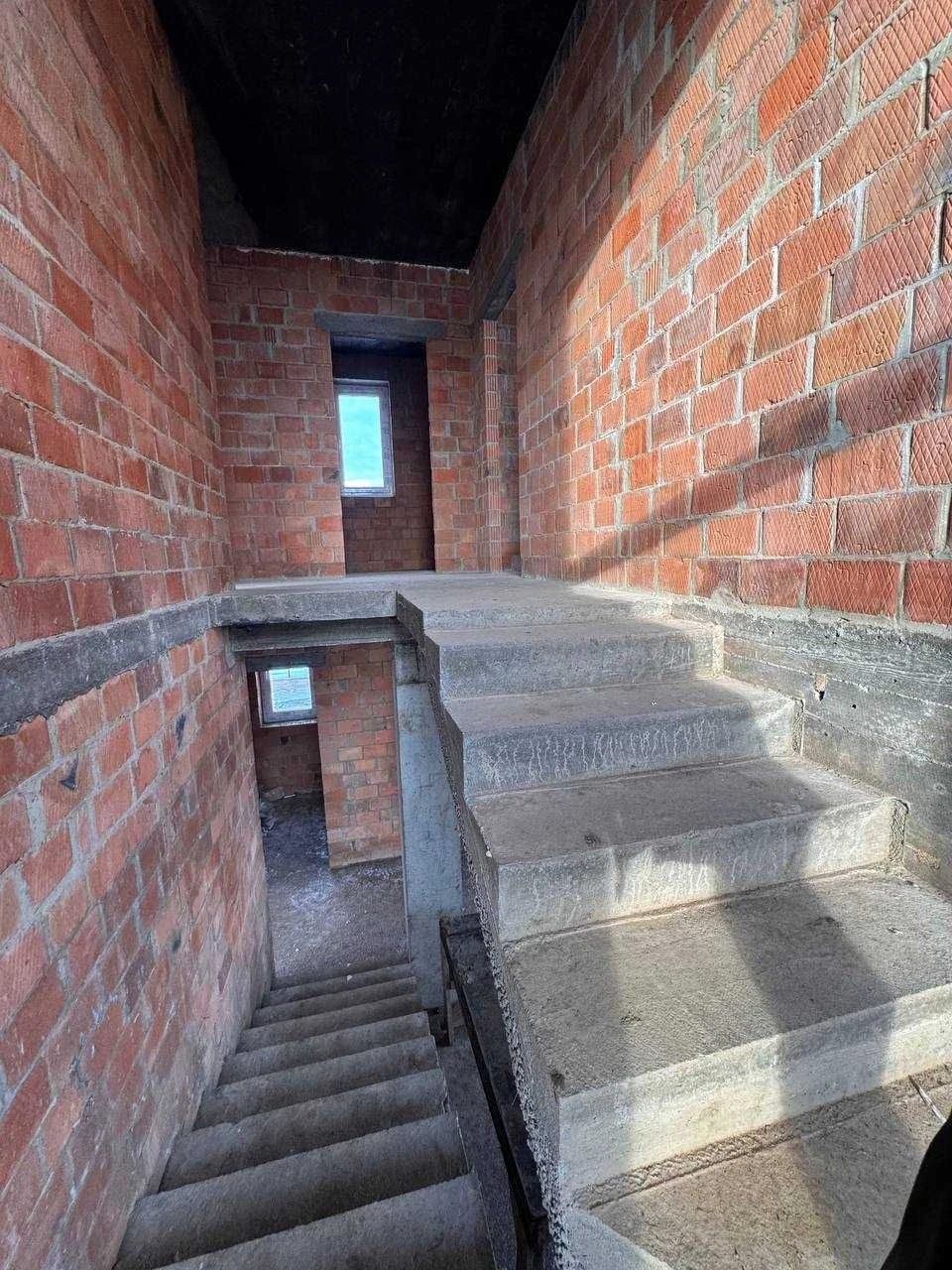 Продається новозбудований будинок Садгора, вул. Лук’яновича