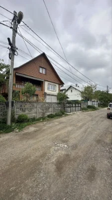 Продаж; будинок; Чернівці; ближня Роша; ремонт; газ;