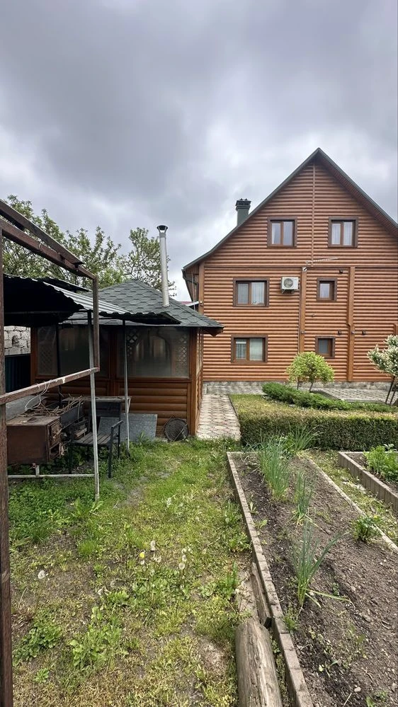 Продаж; будинок; Чернівці; ближня Роша; ремонт; газ;