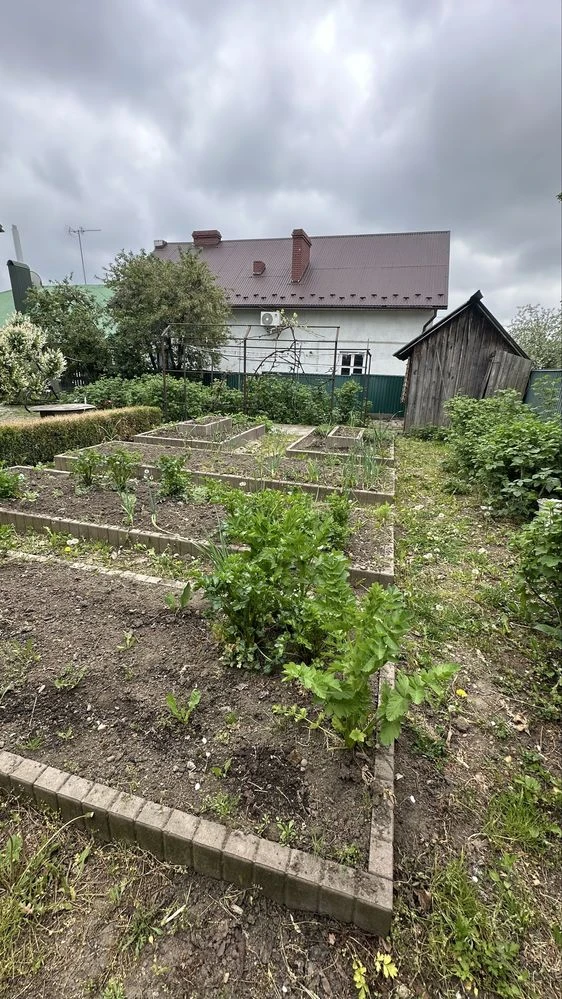 Продаж; будинок; Чернівці; ближня Роша; ремонт; газ;