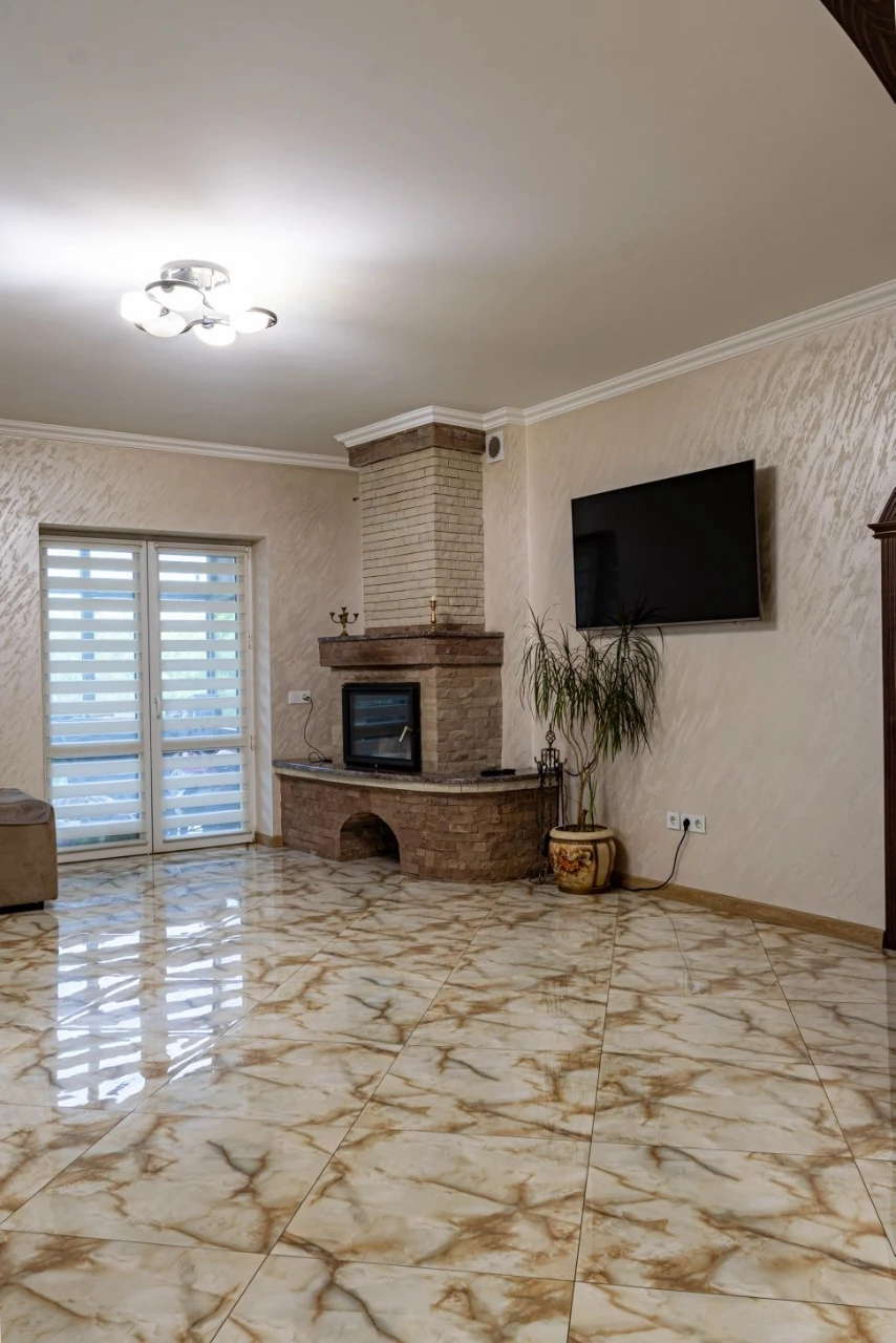Продається  Будинок 125 м² з ремонтом | 20 соток | гараж | 5
